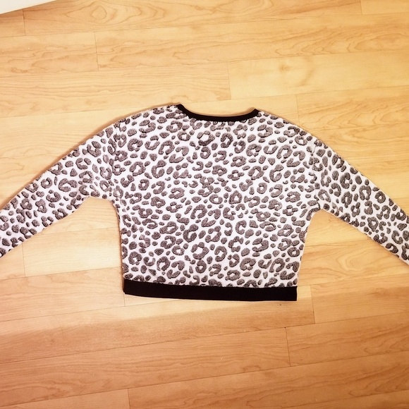 JUICY COUTURE Animal Print Sweater - Picture 4 of 8